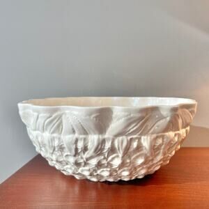 Spode Bone Earthenware Rare Scalloped Bowl Pineapple Pattern
